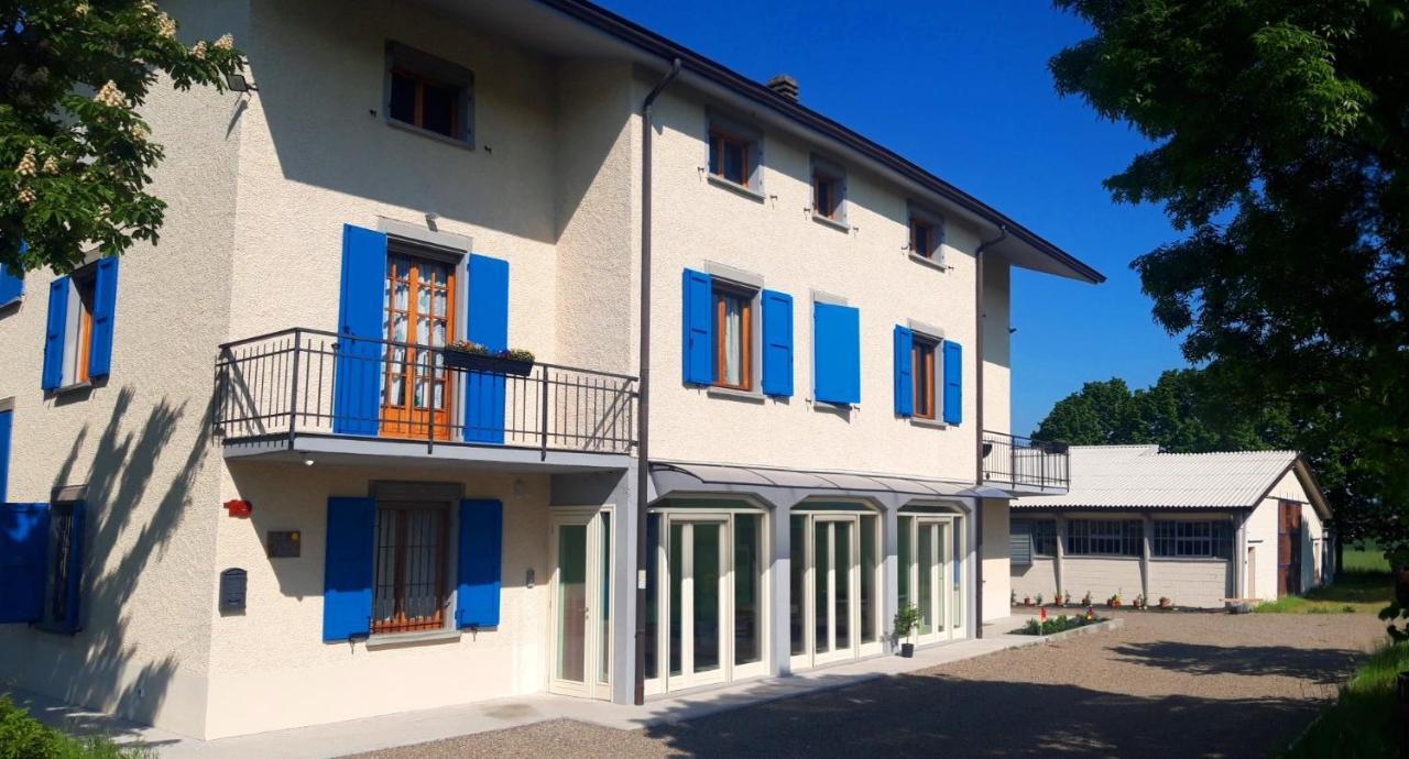 B&B Des Artistes Borzano 外观 照片