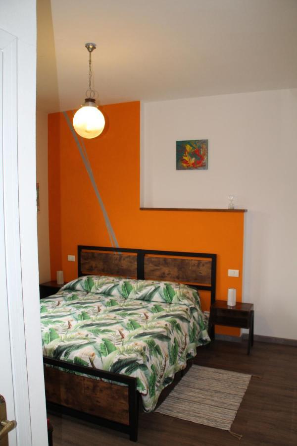 B&B Des Artistes Borzano 外观 照片