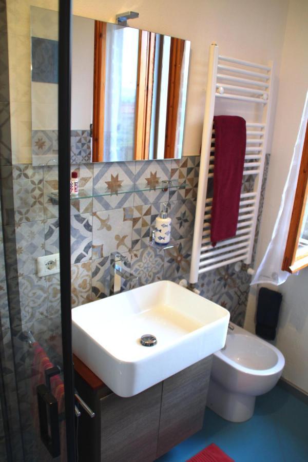 B&B Des Artistes Borzano 外观 照片